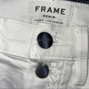 *SOLD*Frame Le High Skinny Buttonfly Fray